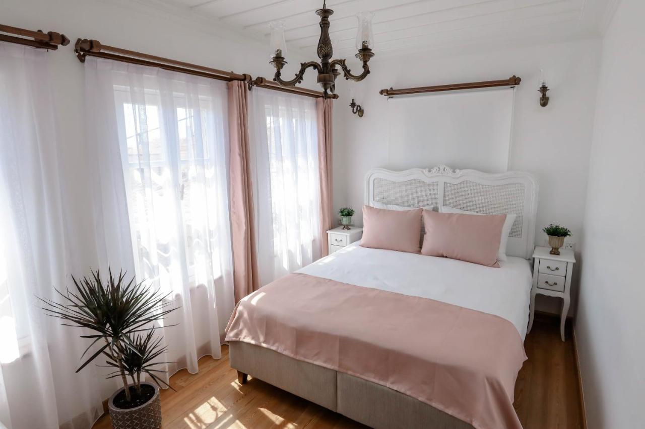 Baris Otel Cunda Ayvalik Ngoại thất bức ảnh
